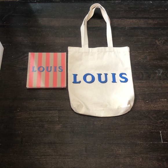 Louis Vuitton 200 Anniversary trunks exhibition canvas  tote + book Authentic - Picture 2 of 12